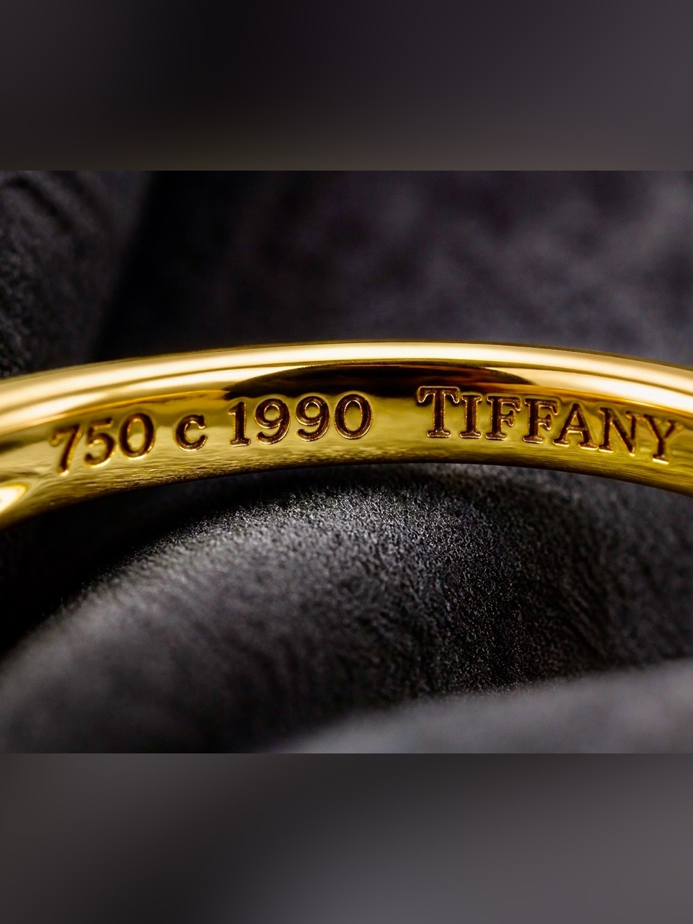 Classic Tiffany & Co  Signature 18k Gold “X” Ring, - Picture 5 of 14